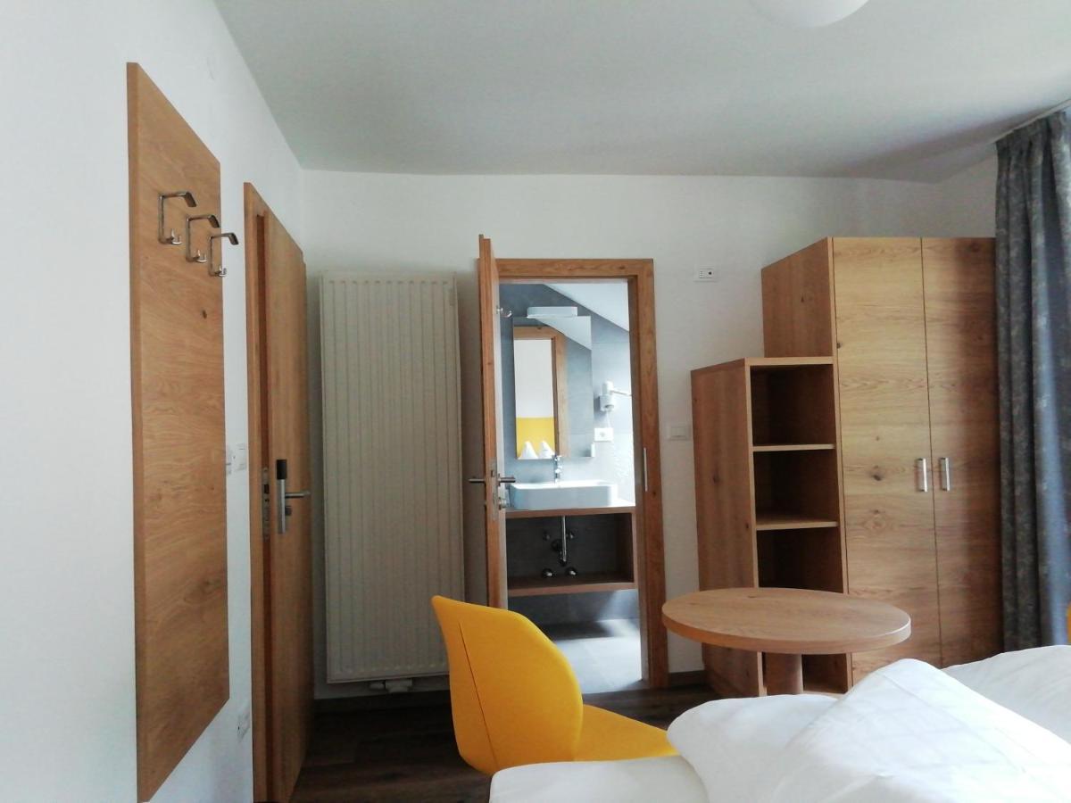 Pension Runer Terlano Exterior photo