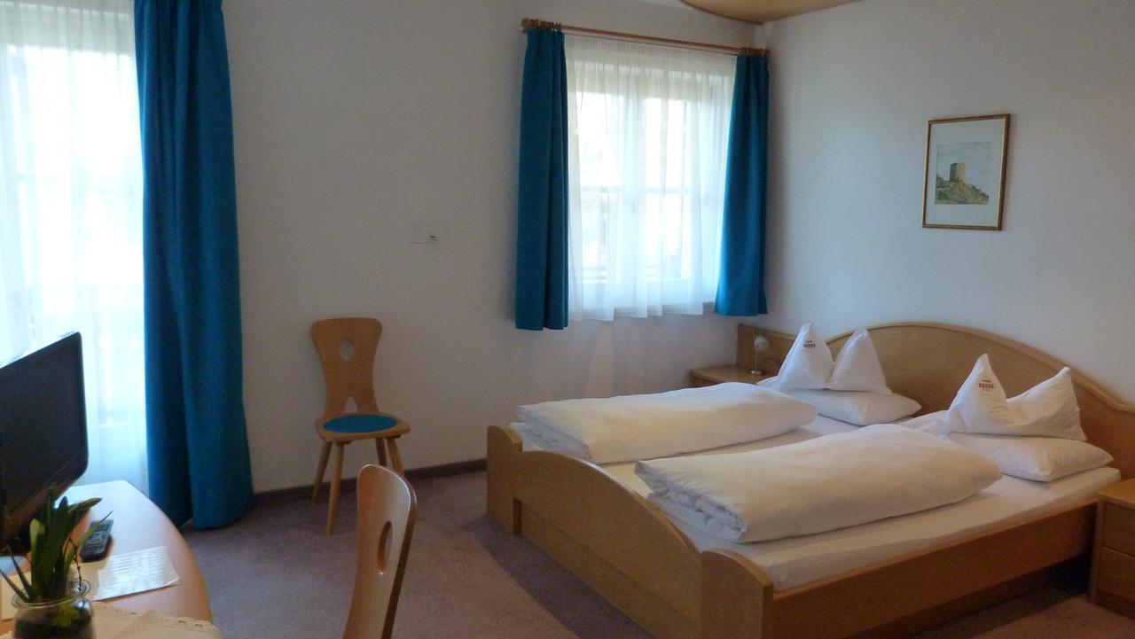 Pension Runer Terlano Exterior photo